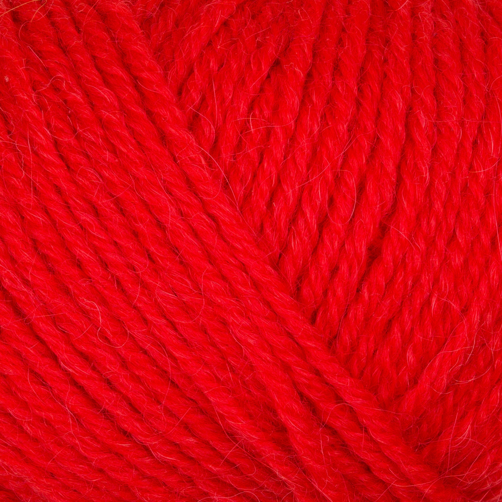 Gepard Pura Lana 329 Bright red close-up