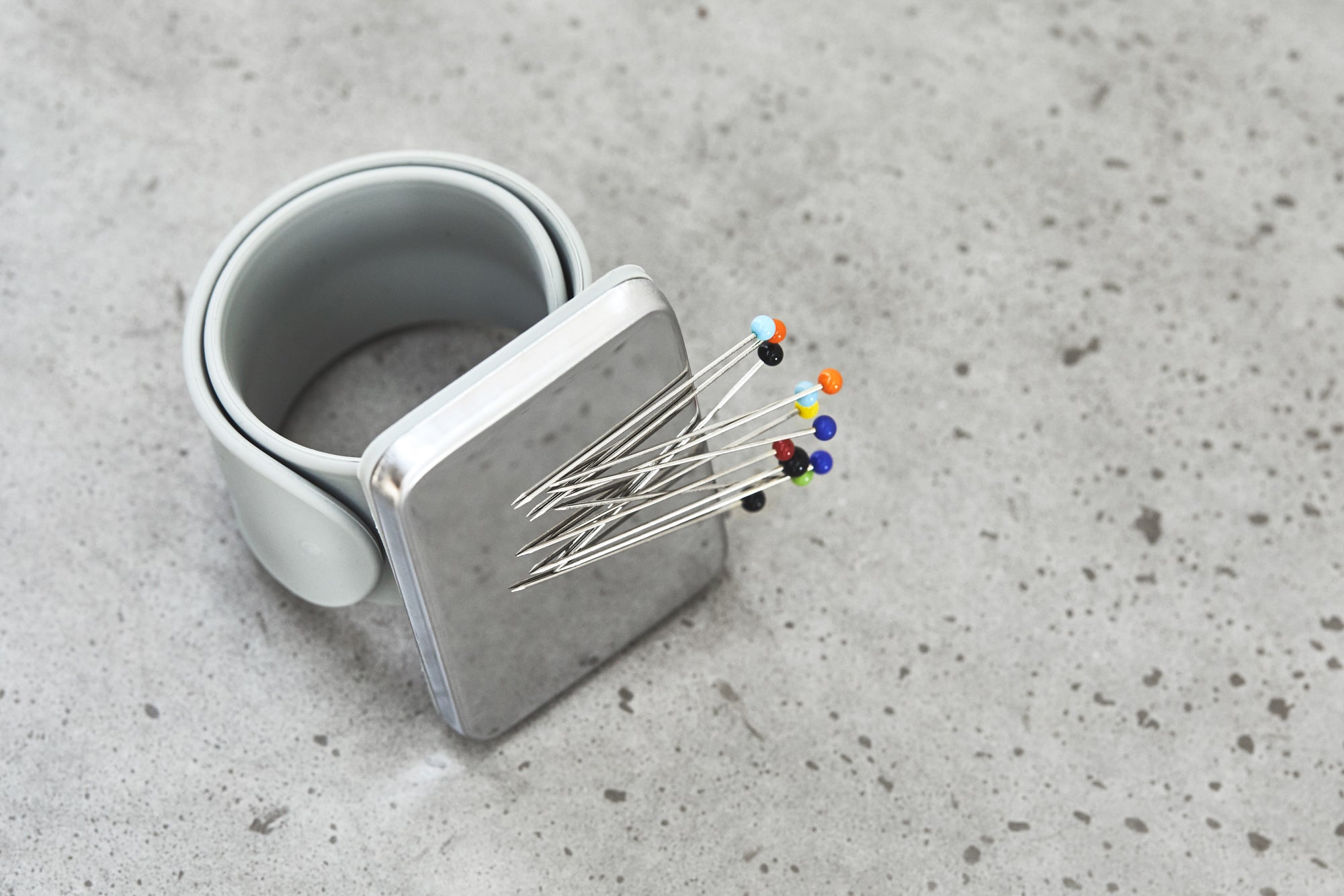 Magnetic Wrist Pin Holder