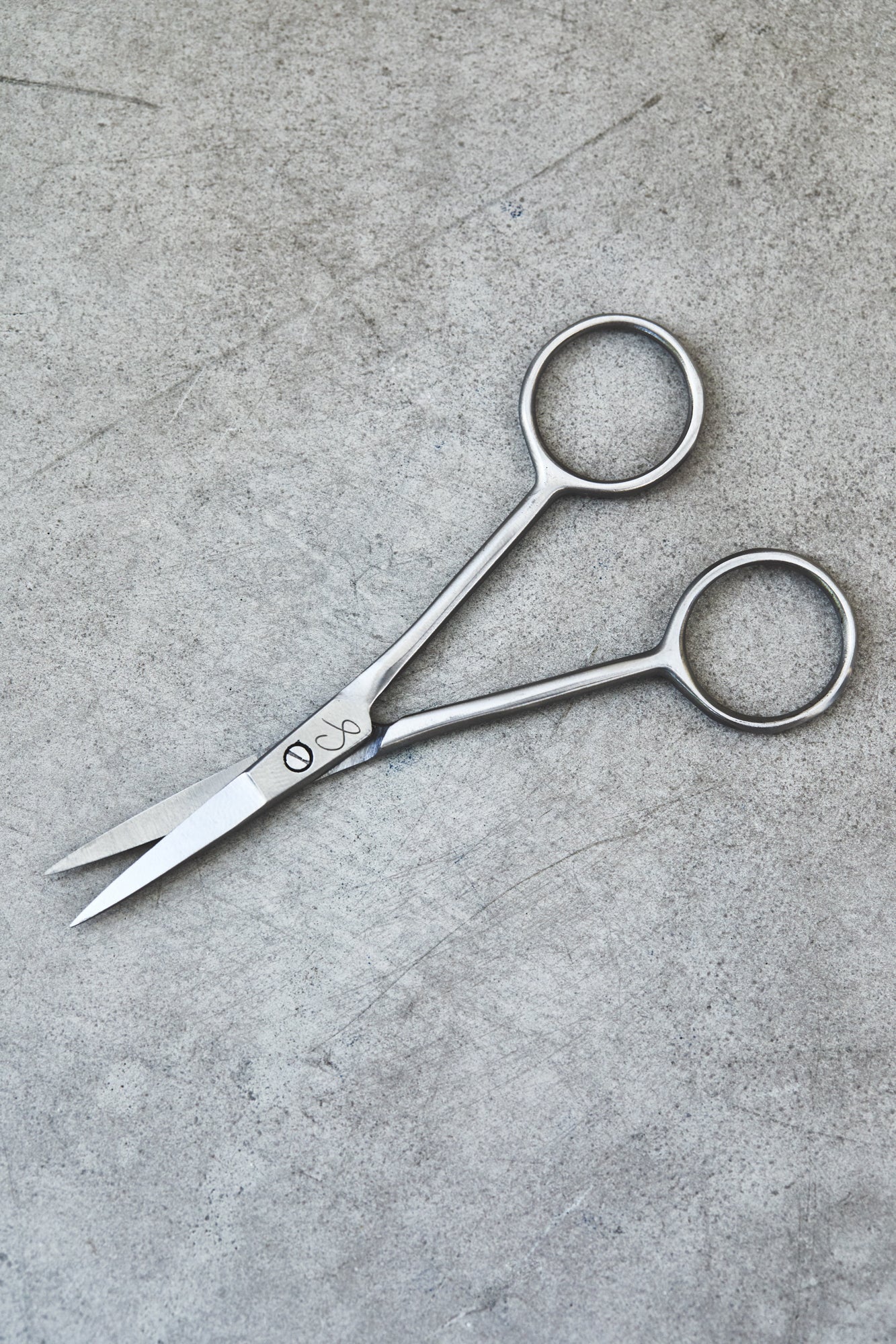 Tall Thread Scissors