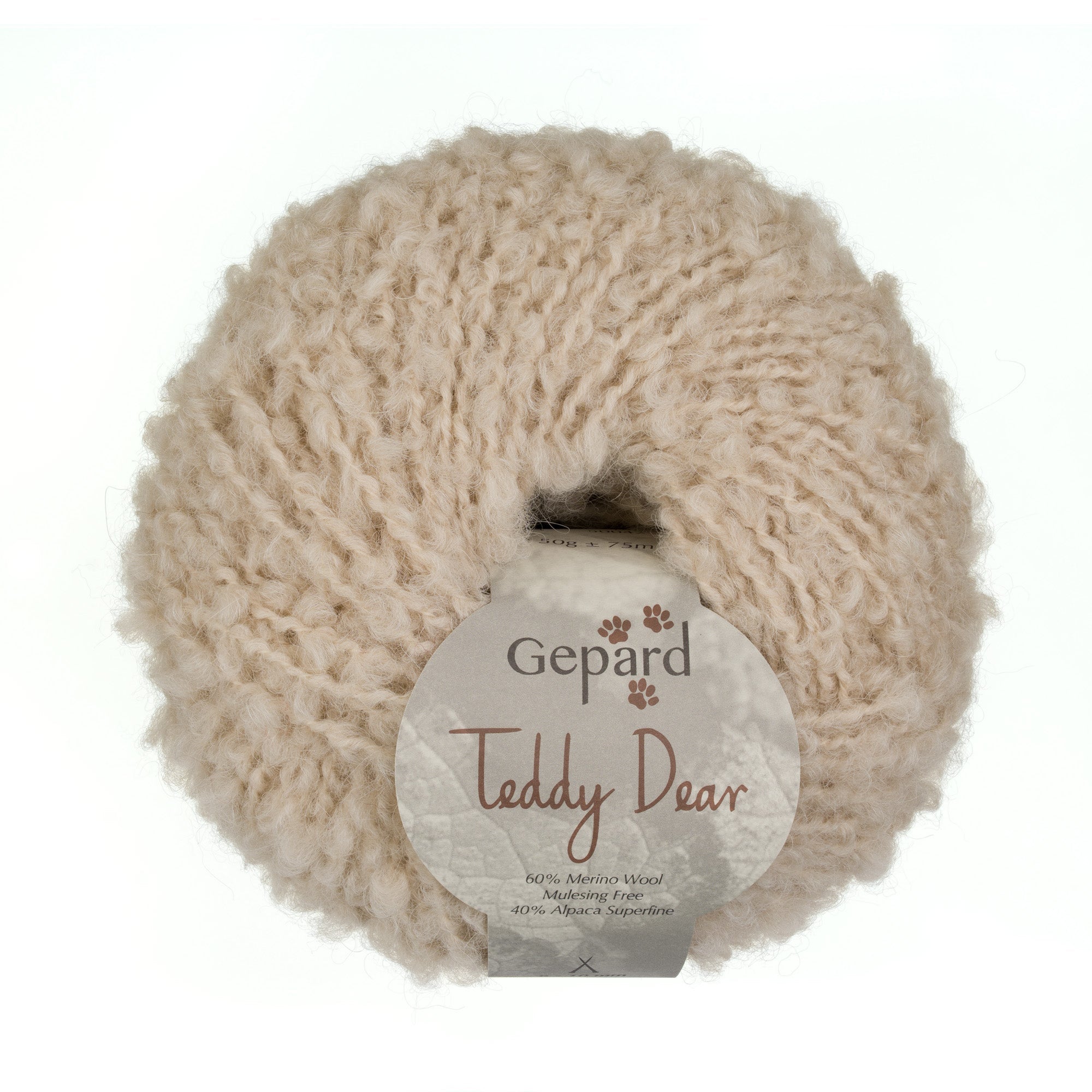 Teddy Dear 104 Light Beige yarn ball