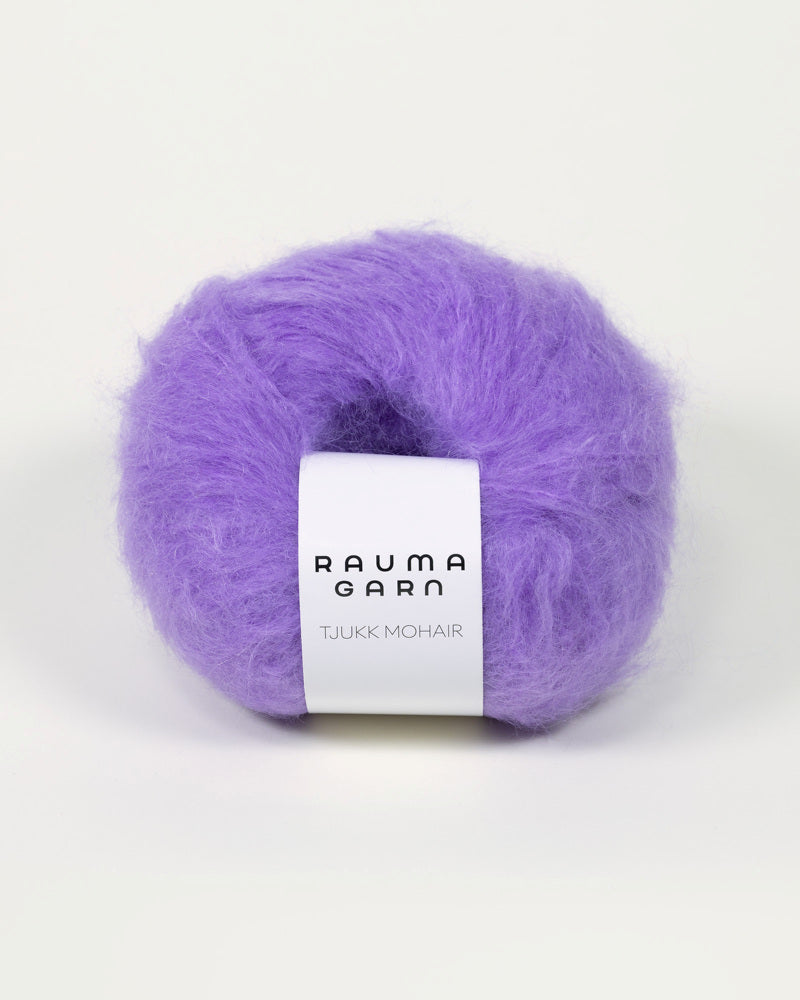 Rauma Tjukk Mohair 110 Lilla yarn ball